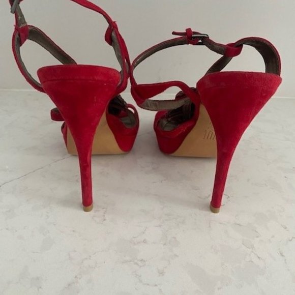 Pelle Moda FIBY Suede Platform Heels - Picture 4 of 13